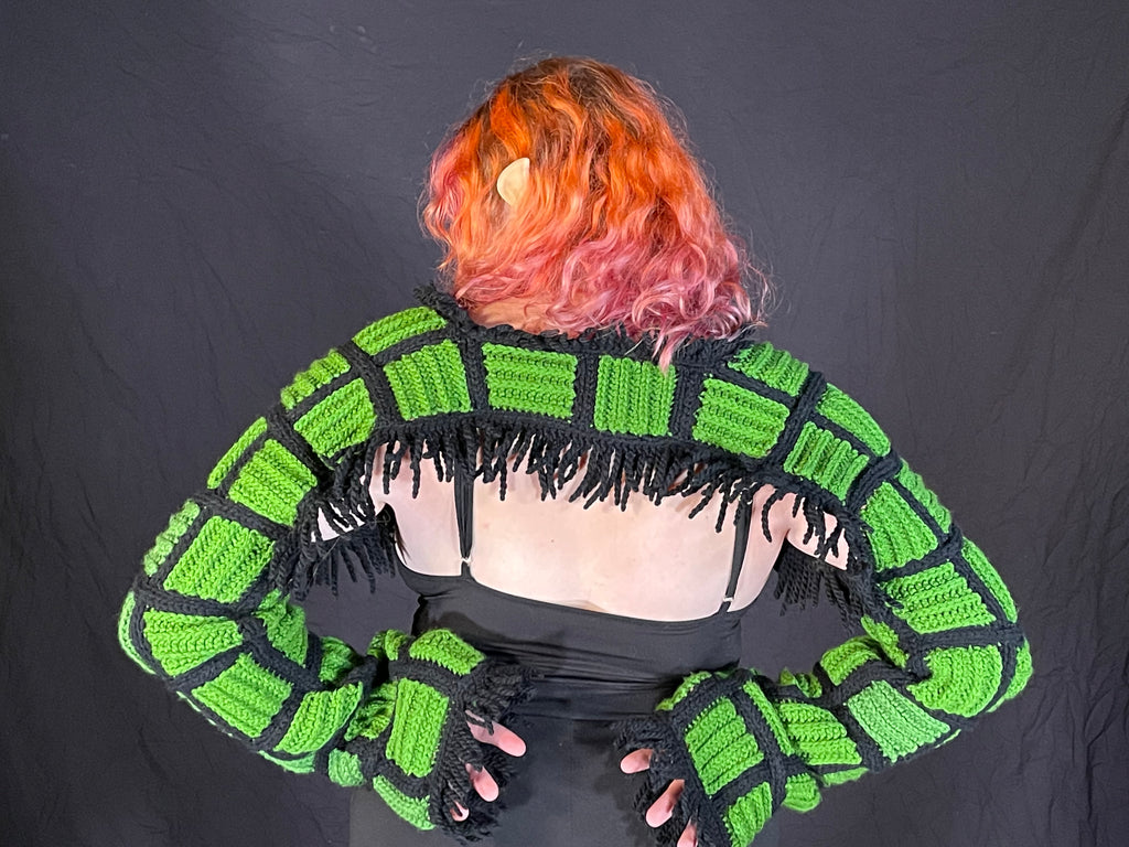Green Witch Shrug